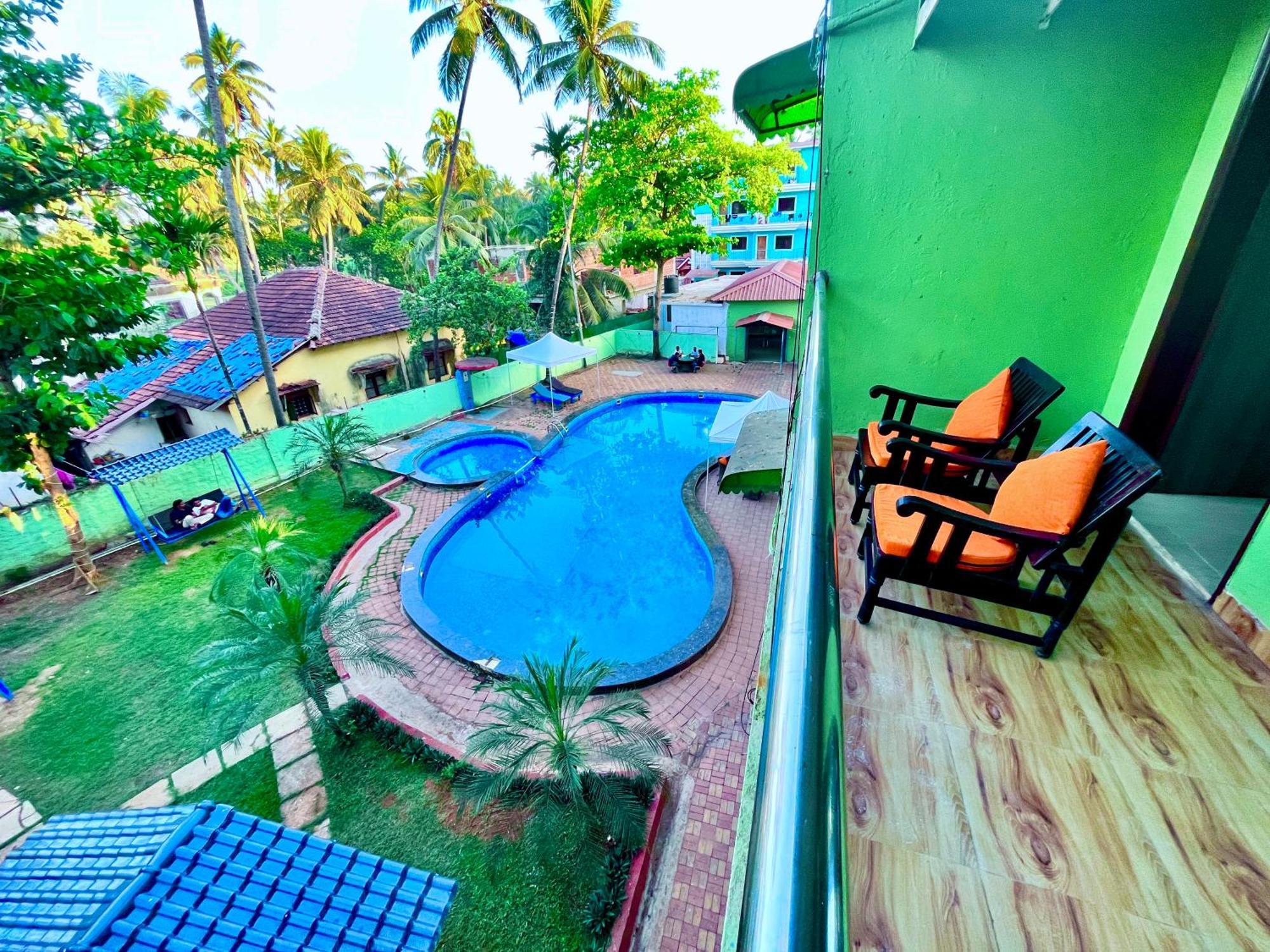 The Golden Shivam - Big Swimming Pool In Goa M70565-84665